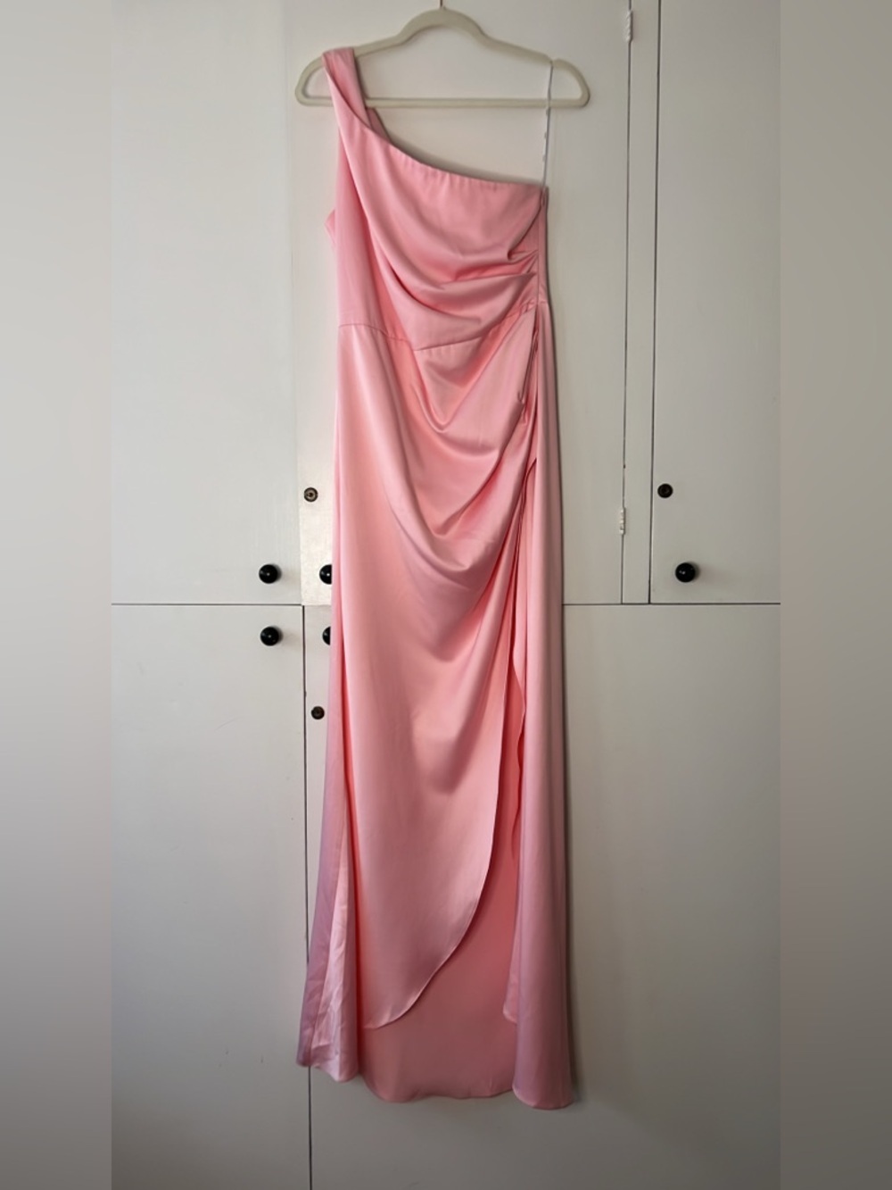 Elliatt Pink Satin One Shoulder Maxi Dress Draped Slip Gown Formal Size L - Picture 8 of 9